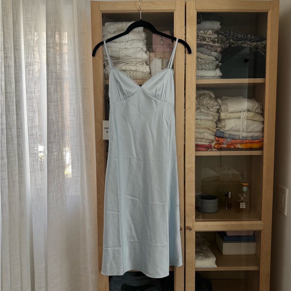 BNWT Sunday Best Aritzia Baby Blue (Fluid Blue) Rae Dress 🩵